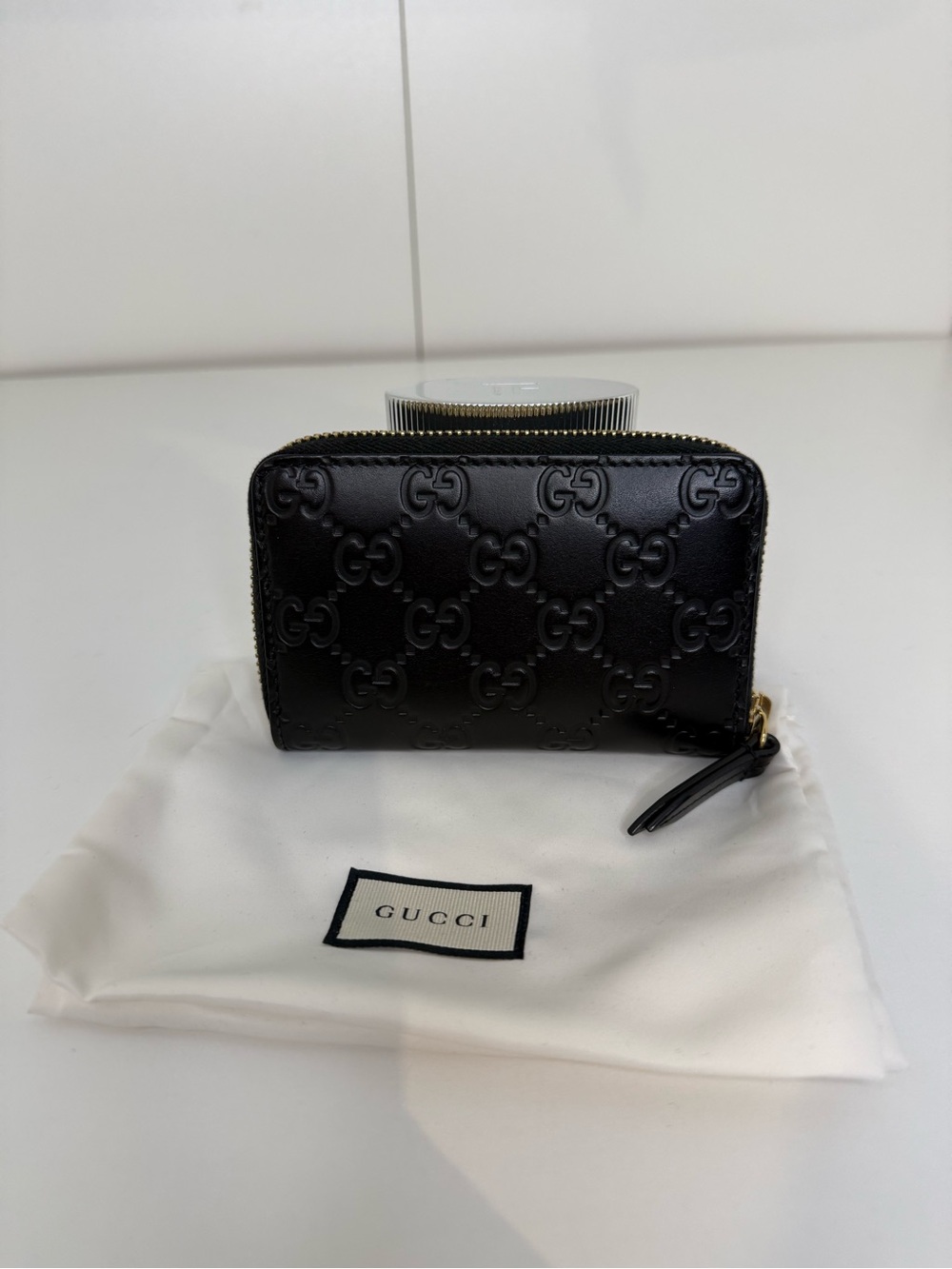 Gucci Zip Wallet - Picture 2 of 7